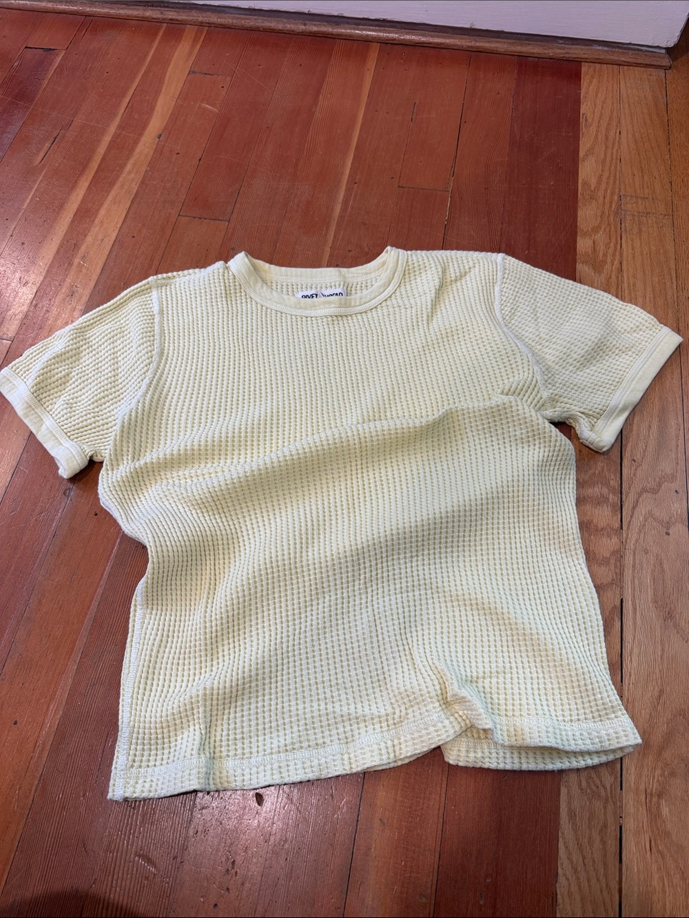 Rivet & Thread Short Sleeve Waffle Tee — Pale Yellow